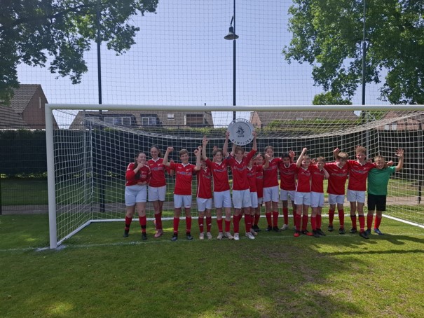 Venhorst JO13-1 is afgelopen weekend kampioen geworden!