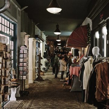 Ontdek de Mouthoeve: 1961 koffie & thee, Abbey Elle en Back in Time event 2026
